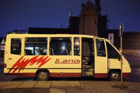 Minibus rental (with driver) Europe Iveco 25 seats